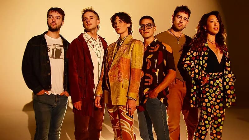 Sammy Rae & The Friends with special guest Melt