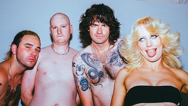 Amyl and the Sniffers